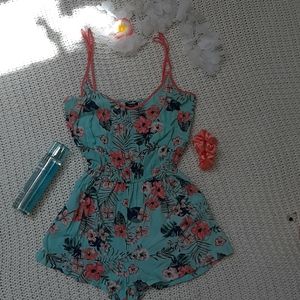 Rue21 spaghetti strap tropical romper